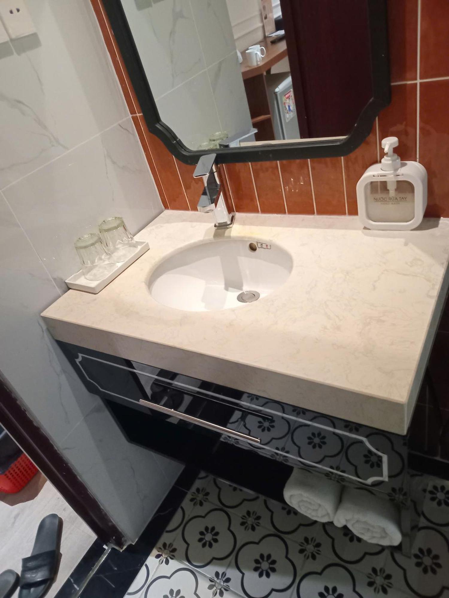 Katetin Meta Khách sạn 3*